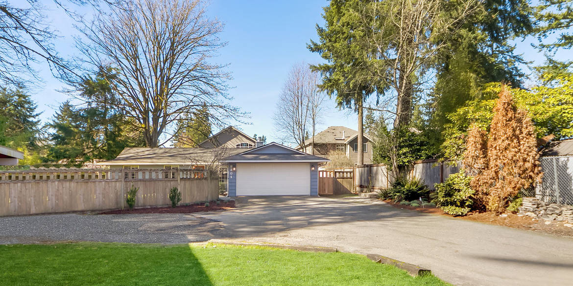 Brivity Curtis and Danelle 8301 NE 147th St Kenmore, WA 98028