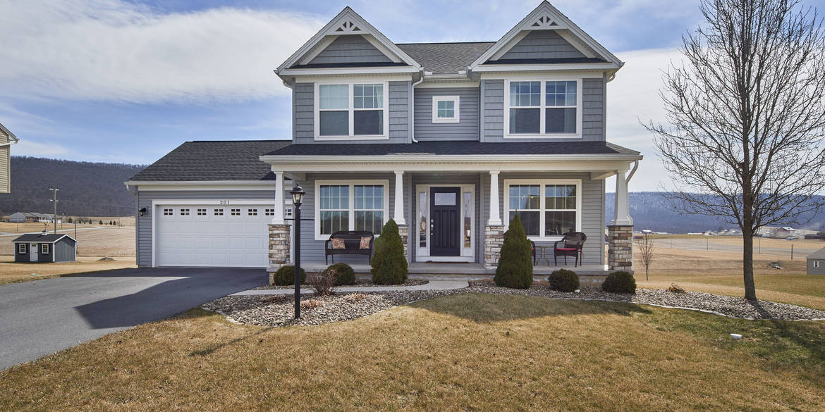 Brivity 201 Archer's Glen Circle Bellefonte, PA 16823