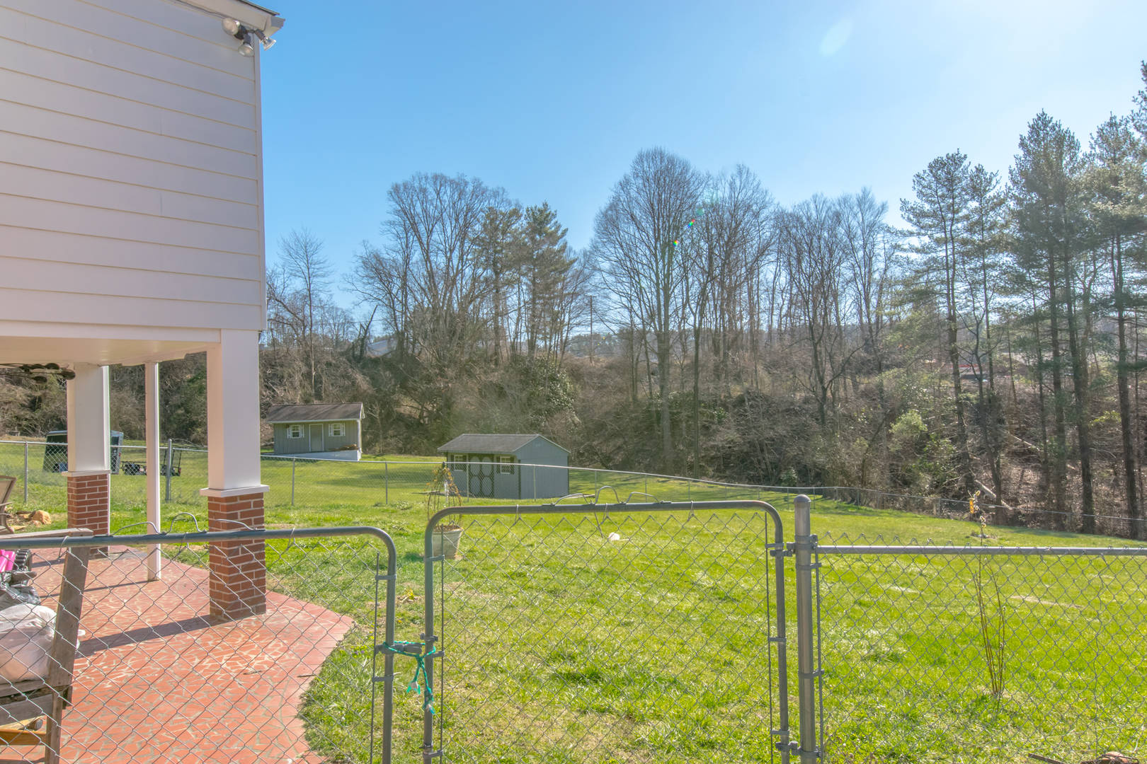 Brivity 611 Glendale Rd Galax, VA 24333 Virtual Tour