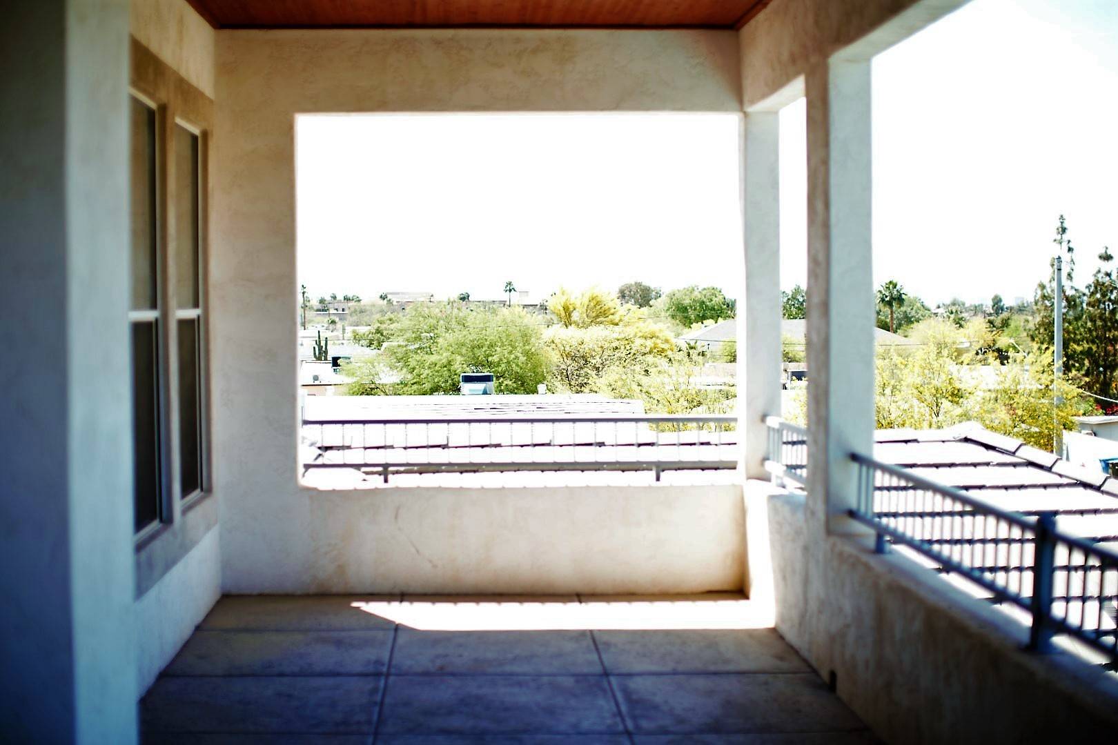 8226 N 15th Place Phoenix, AZ 85020
