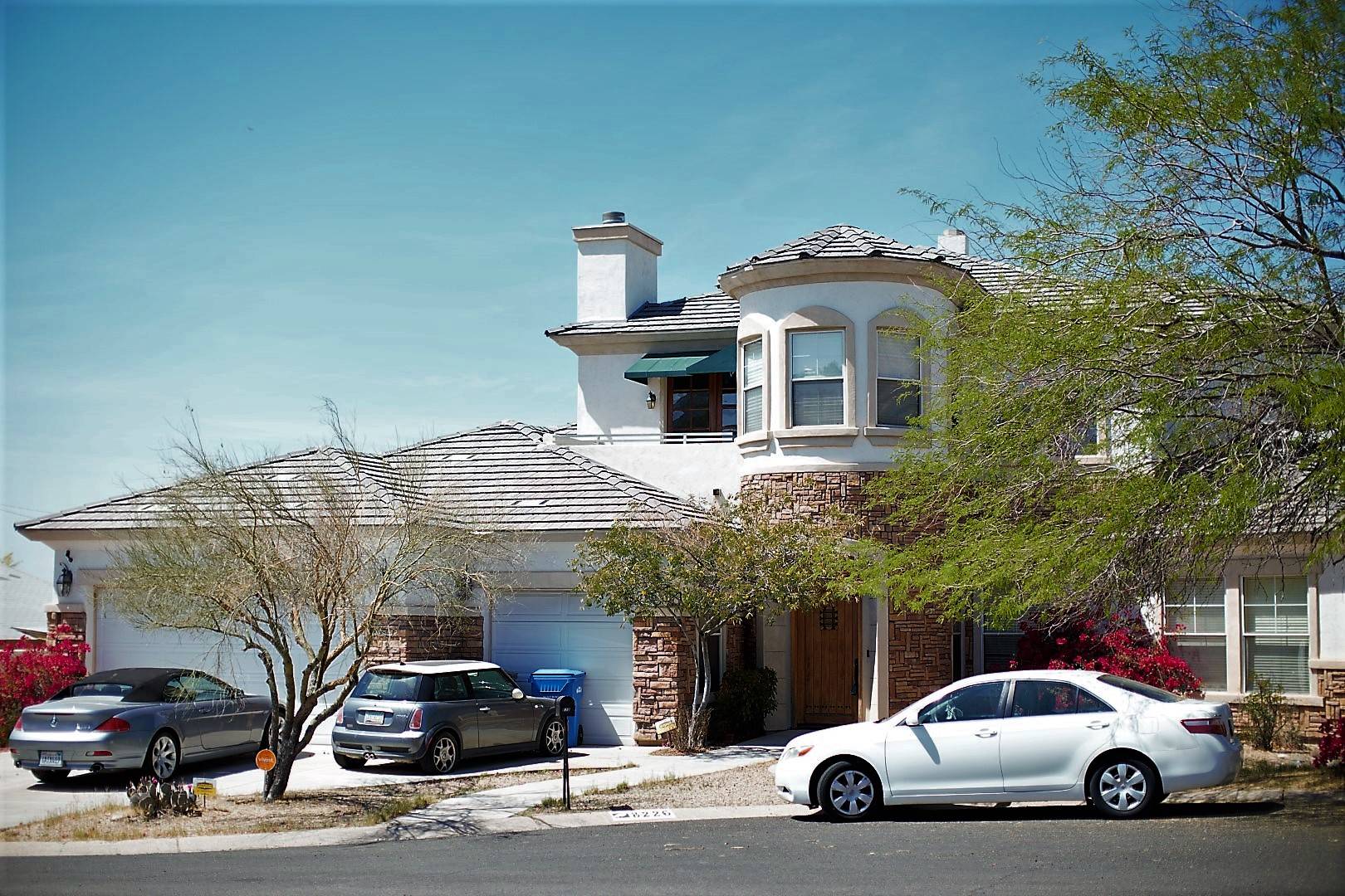 8226 N 15th Place Phoenix, AZ 85020