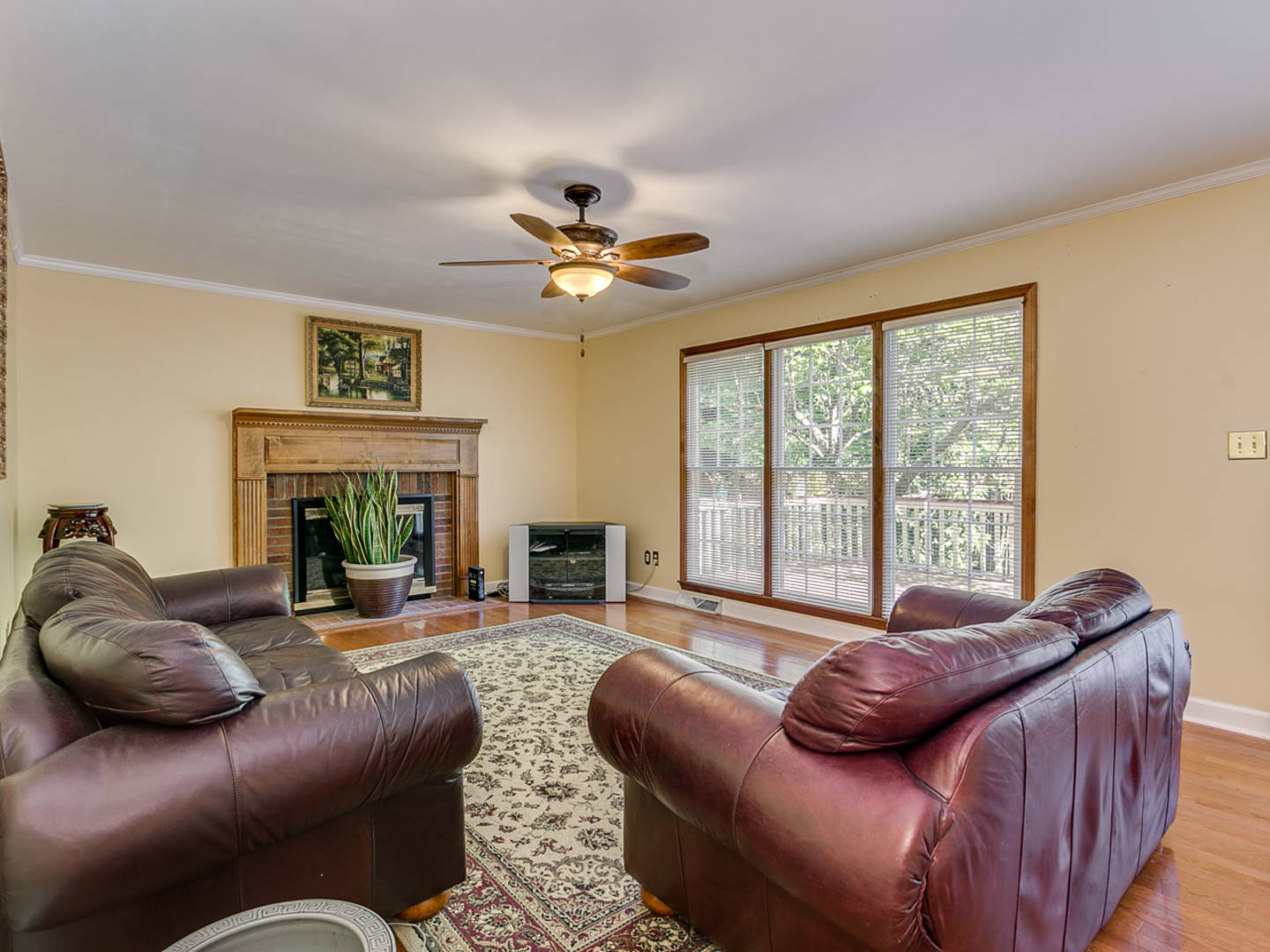 414 E. Woodbury Lane Spartanburg, SC 29301