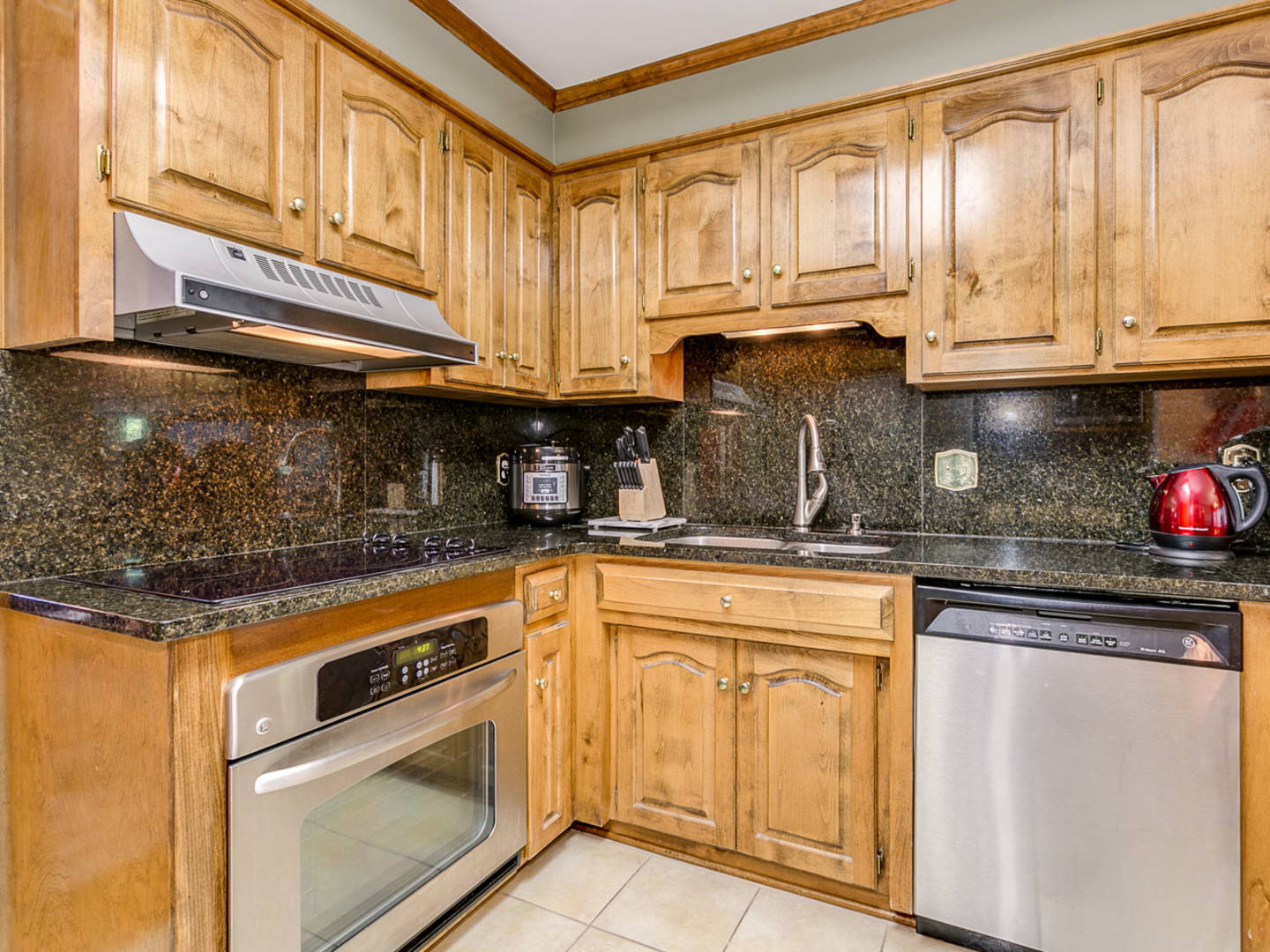 414 E. Woodbury Lane Spartanburg, SC 29301