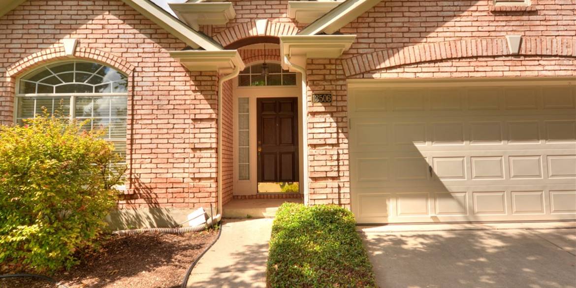 Brivity 13506 Lamplight Village Ave. Austin, TX 78727