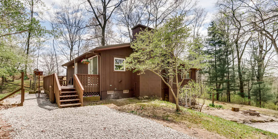 Brivity 5742 Township Rd 19 Glenford, OH 43739