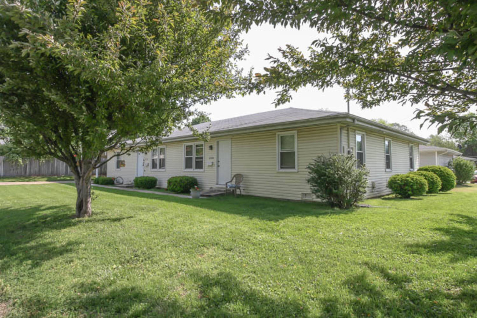 Brivity 2522 South Jefferson Avenue Springfield, MO 65807 Virtual Tour