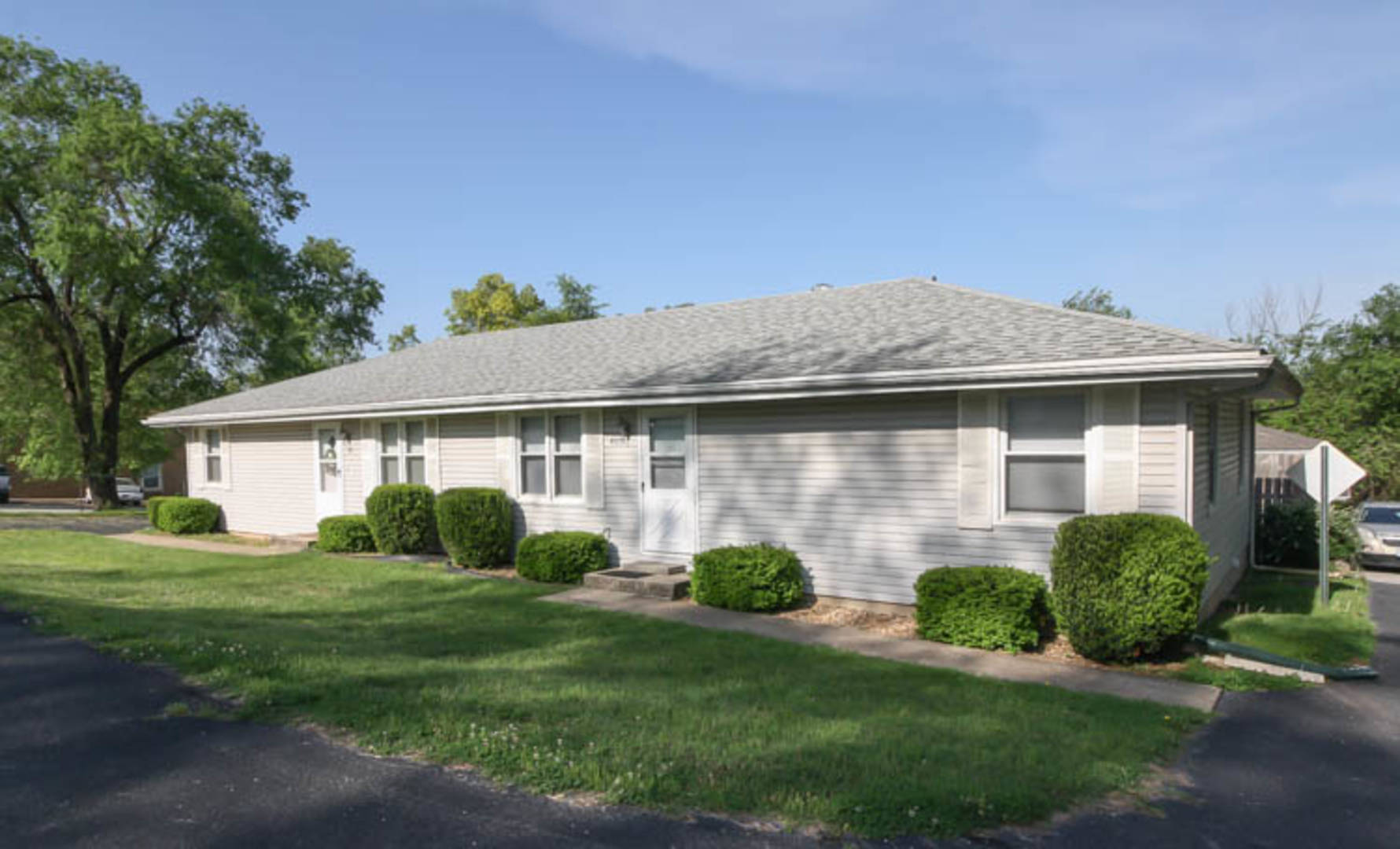 Brivity 2522 South Jefferson Avenue Springfield, MO 65807 Virtual Tour