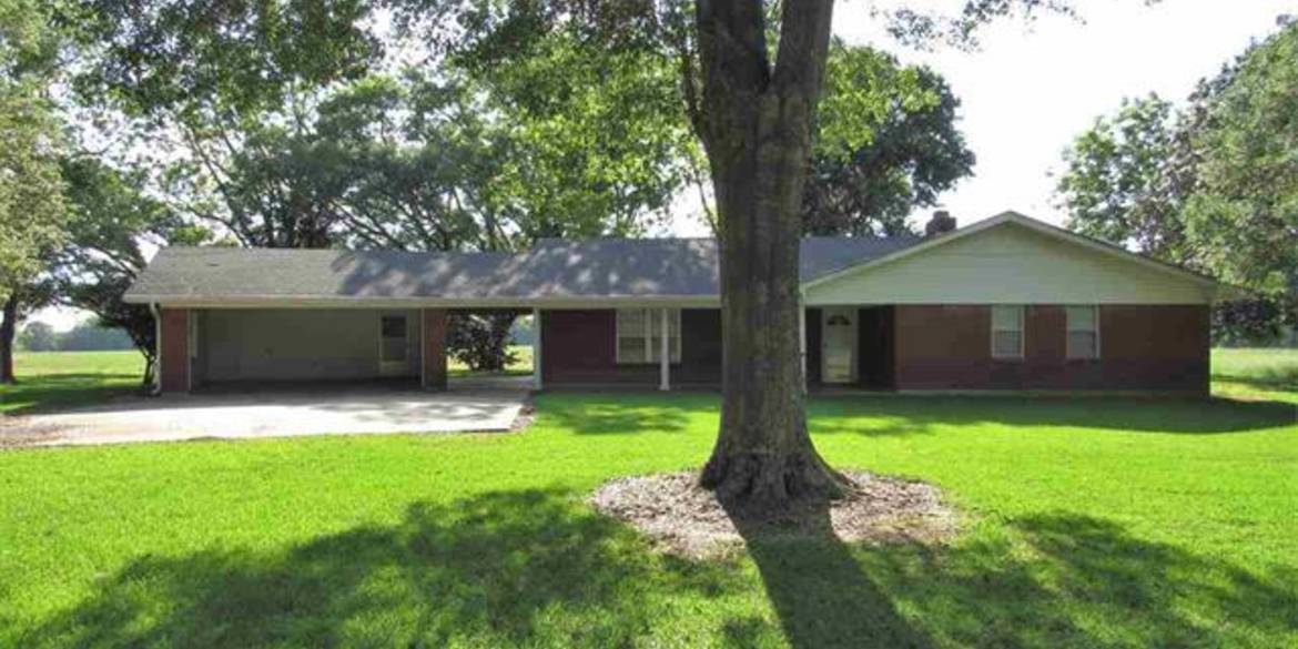 Brivity 408 Deer Creek Rd. Winnsboro, LA 71295