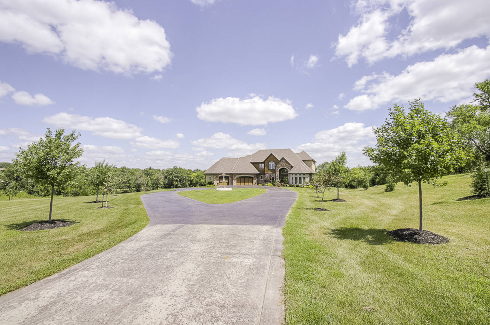 Brivity 9823 S Corn Road Lone Jack, MO 64070 Virtual Tour