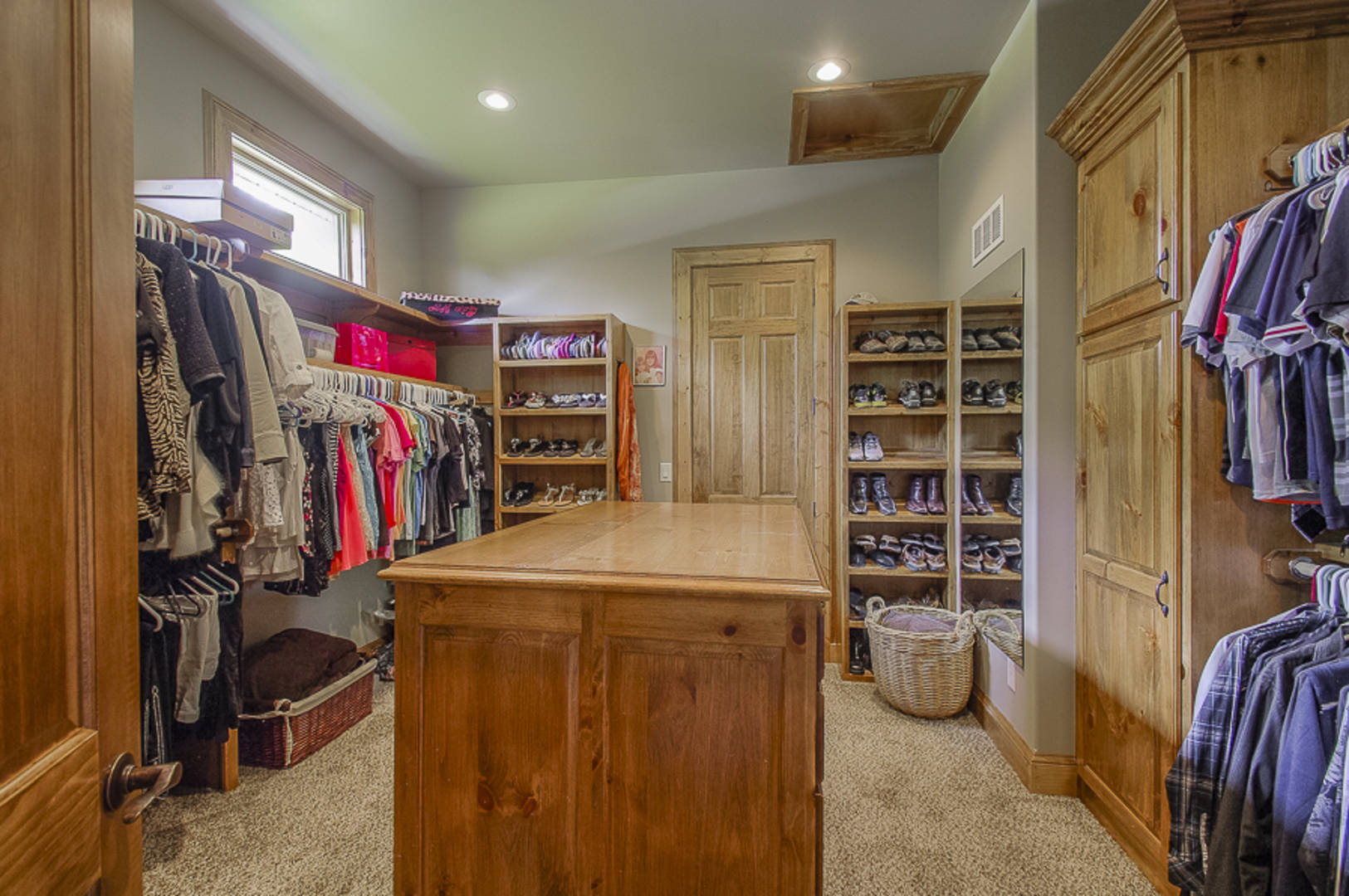 Brivity 9823 S Corn Road Lone Jack, MO 64070 Virtual Tour