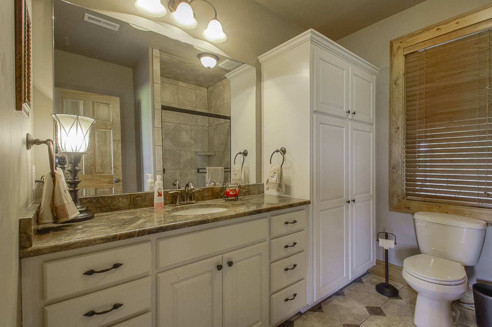 Brivity 9823 S Corn Road Lone Jack, MO 64070 Virtual Tour