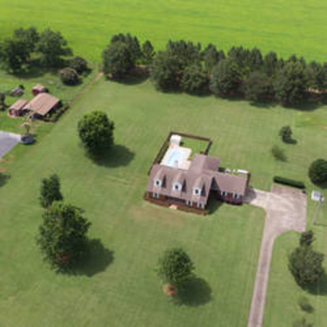 Brivity 13871 Underwood Road Summerdale, AL 36580 Virtual Tour