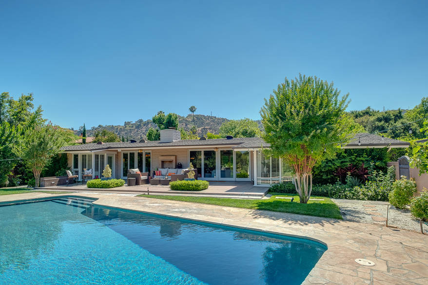 Brivity 1090 Linda Vista Ave Pasadena, CA 91103