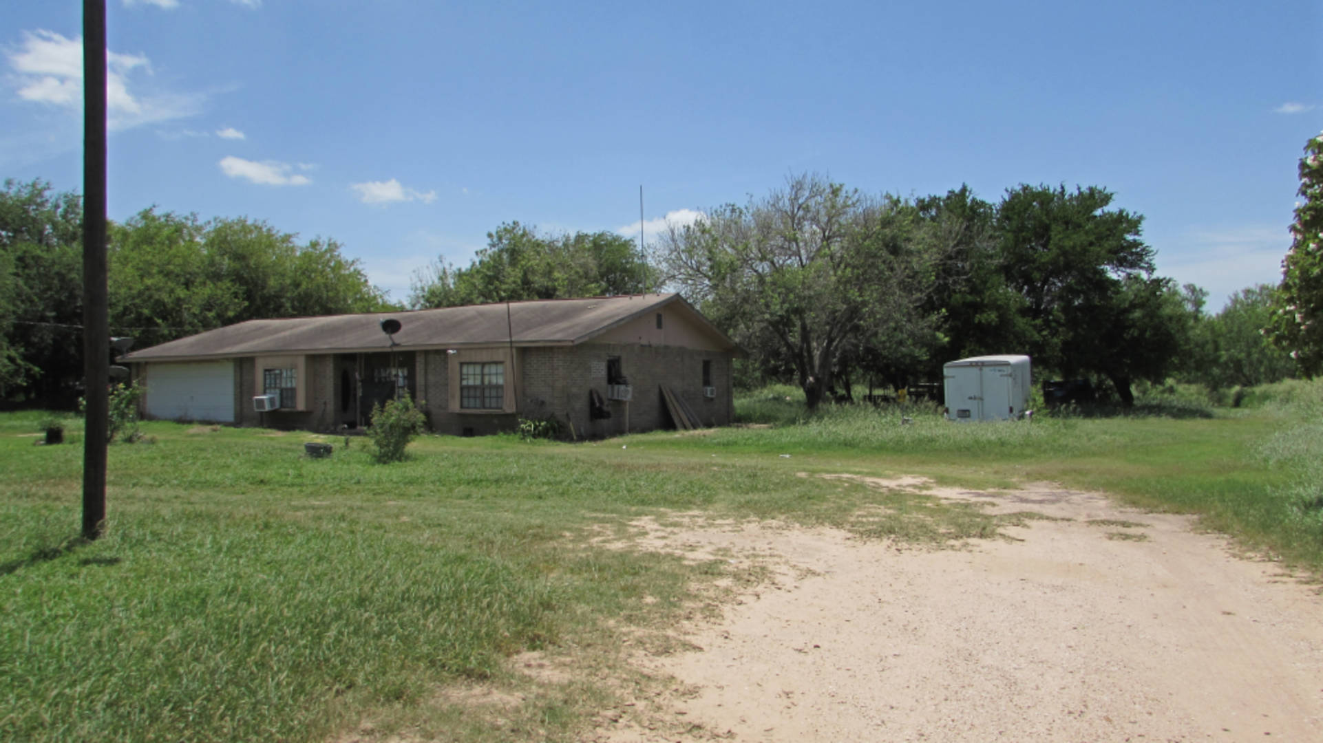 Brivity 12203 N. Glasscock Road Mission, TX 78573 Virtual Tour