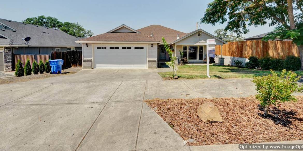 Brivity 373 DeAnjou Ave Eagle Point, OR 97524