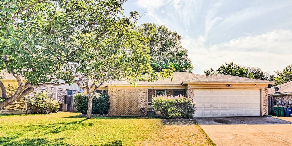 Brivity 7604 Clover Lane Fort Worth, TX 76148