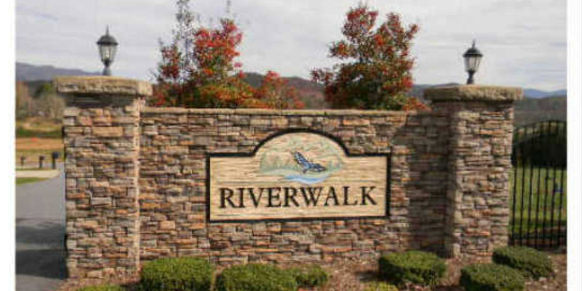 Brivity Lt 13 Riverwalk/Linda Hayesville, NC 28904