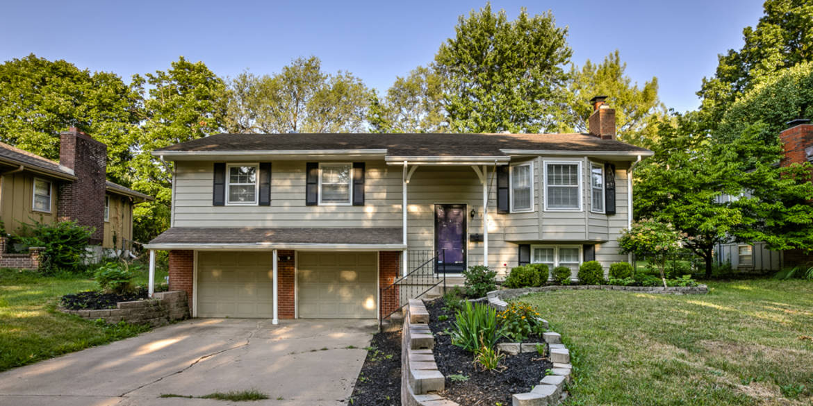 Brivity 9120 Farley Lane Overland Park, KS 66212