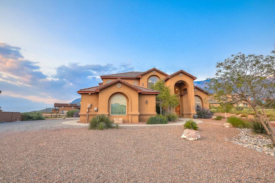 Brivity 11701 Coyote Run Road Northeast Albuquerque, NM 87122