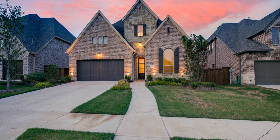 Brivity 732 Thoroughbred Avenue Frisco, TX 75036