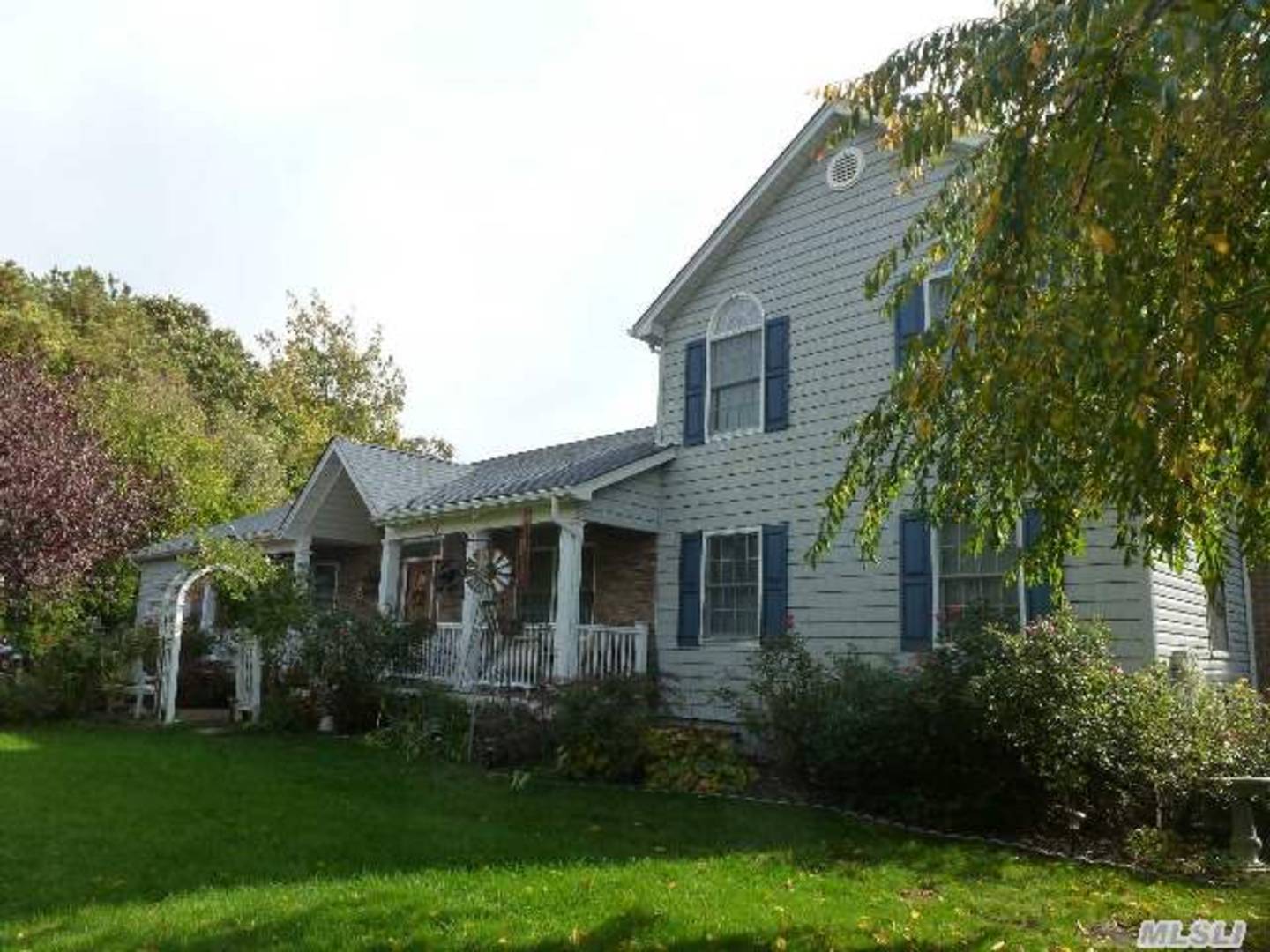 Brivity 62 Chanel Drive Shirley, NY 11967 Virtual Tour