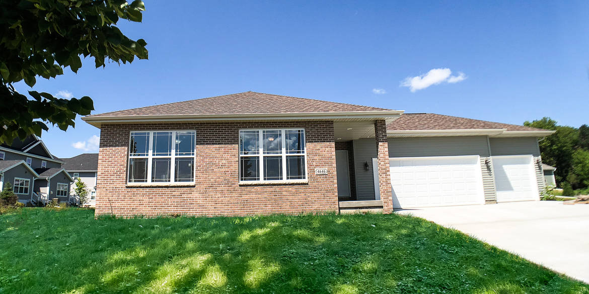 Brivity 4646 Whitebud Terrace De Forest, WI 53532