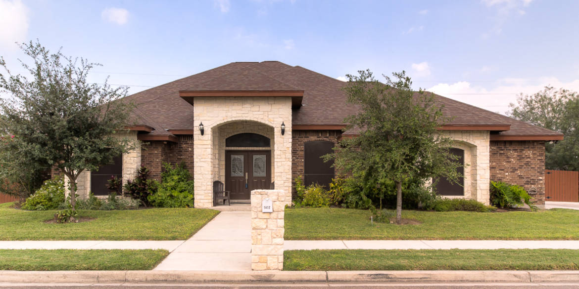 Brivity 1417 Bianca Street Edinburg, TX 78539