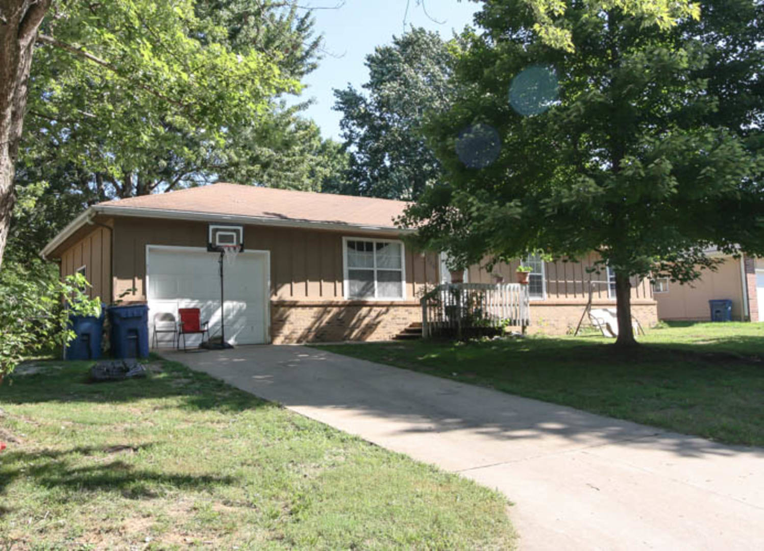 Brivity 305 Aspen Drive Nixa, MO 65714 Virtual Tour