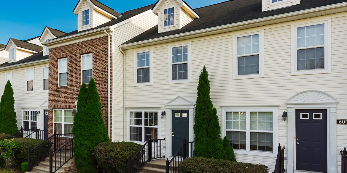 Brivity 611 Lazelle Rd. Westerville, OH 43081