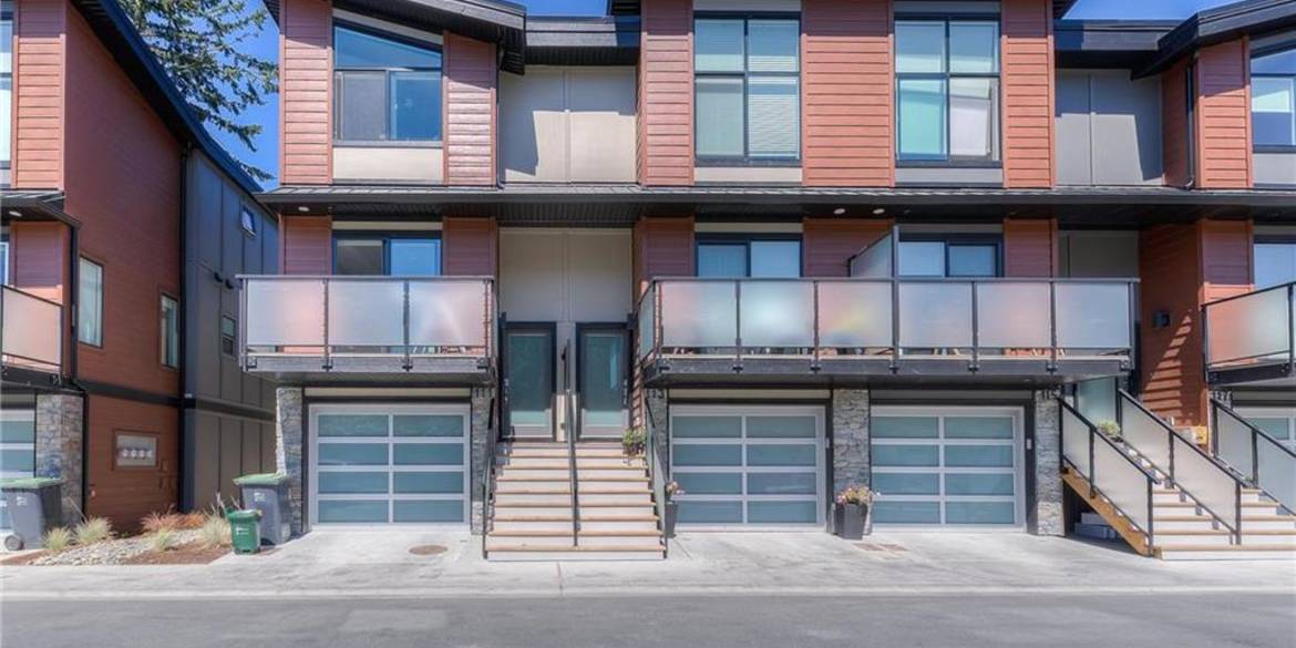 Brivity 151 300 Phelps Ave Victoria, BC V9B6L3