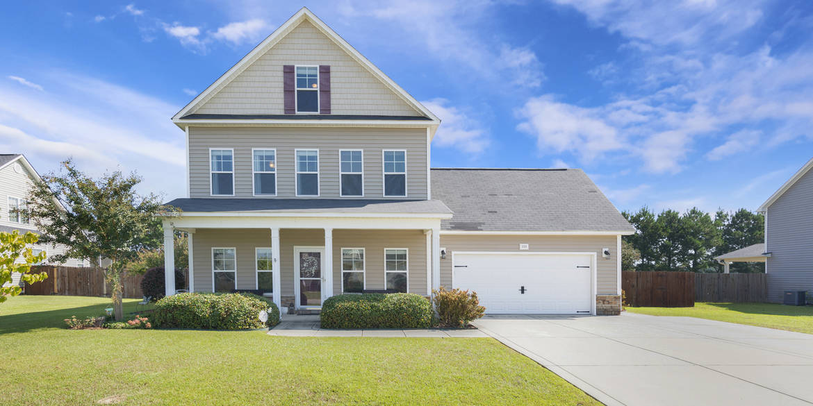 Brivity 235 Brownstone Dr Raeford, NC 28376