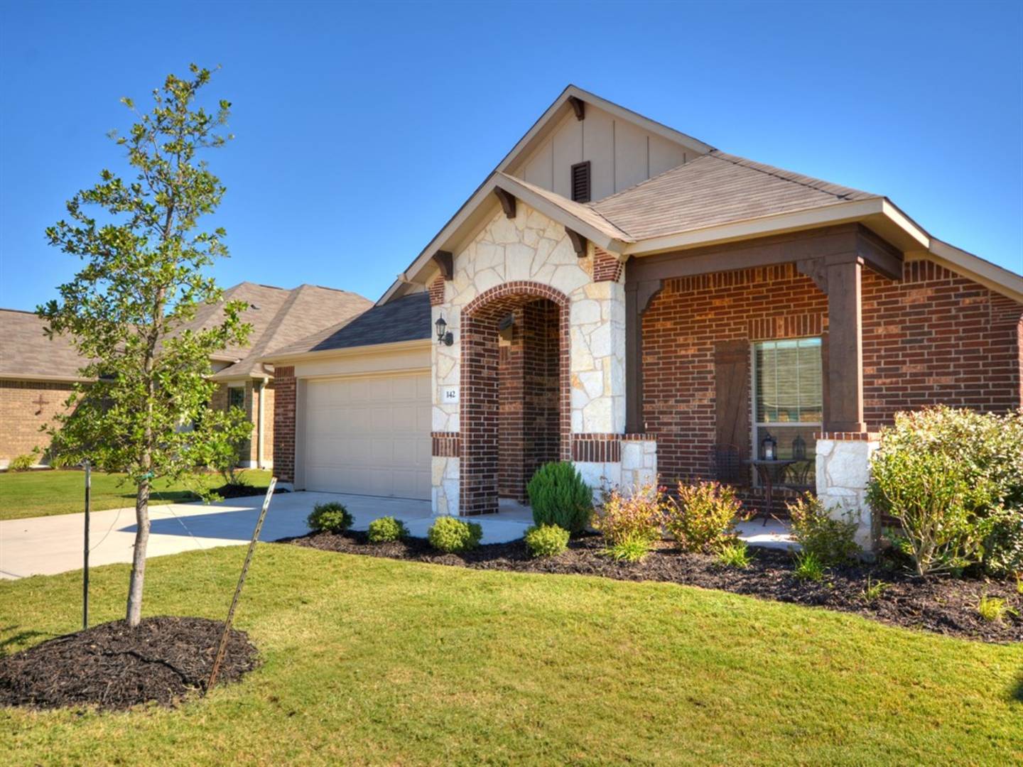 Brivity 142 Emory Fields Drive Hutto, TX 78634 Virtual Tour