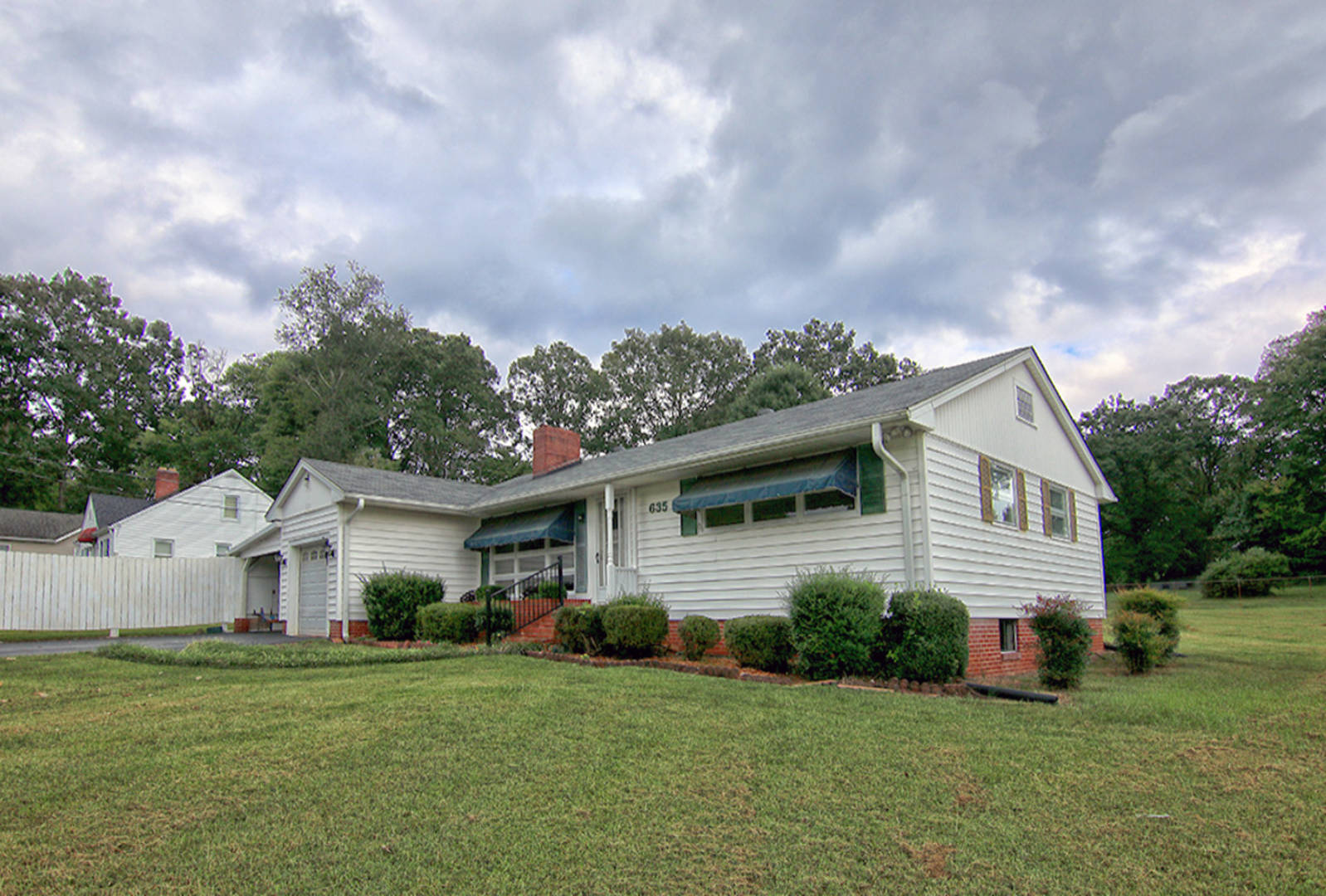 Brivity 635 Willowbrook Lane, Winston Salem, NC 27104 Winston Salem