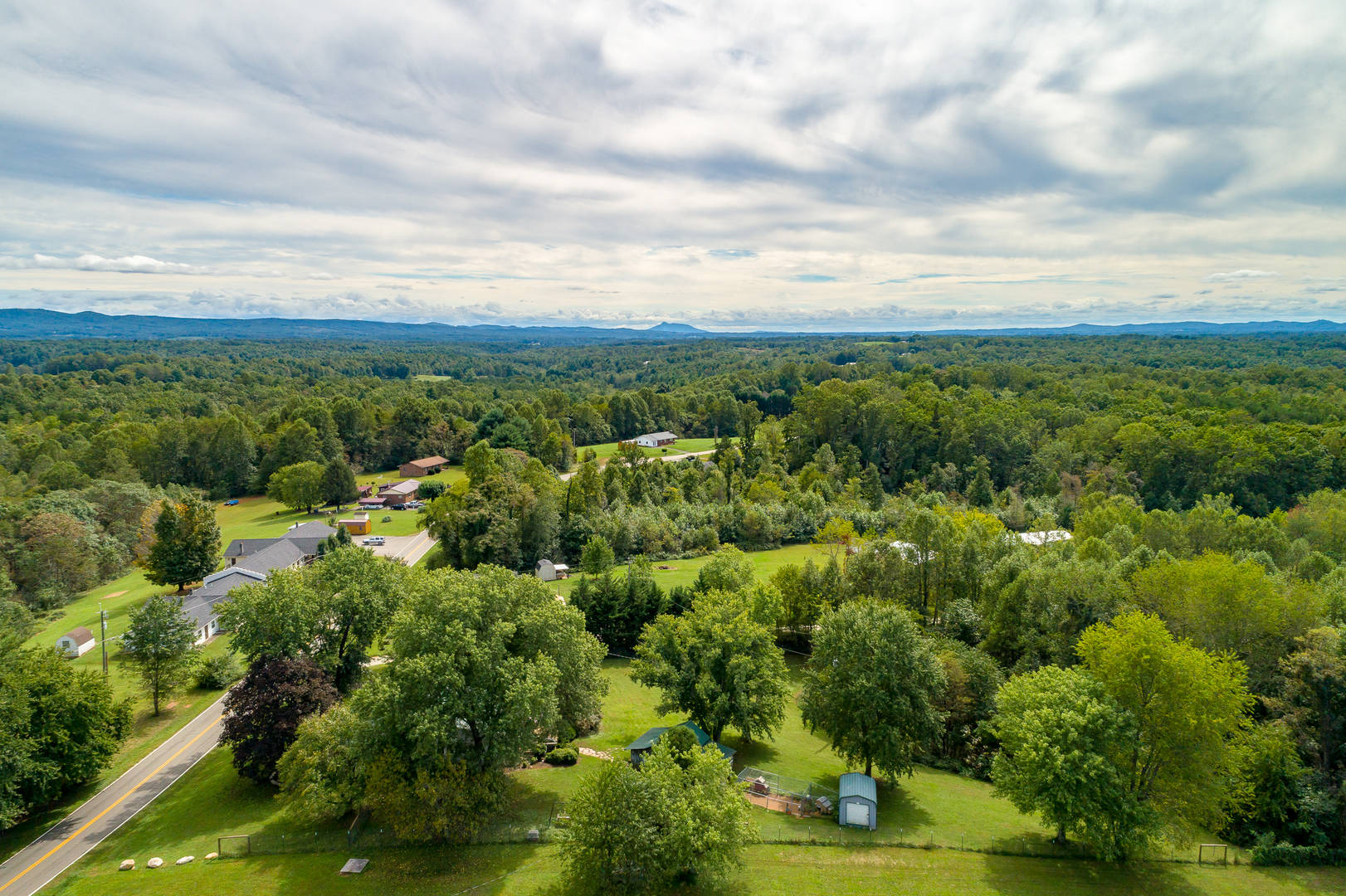 Brivity 2067 Wards Gap Road Cana, VA 24317 Virtual Tour