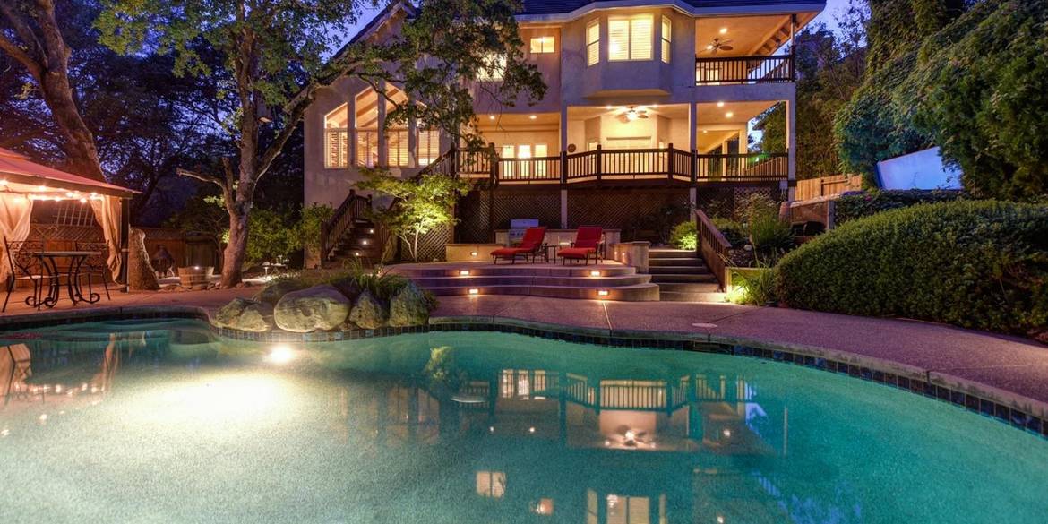 Brivity 146 American River Canyon Drive Folsom, CA 95630