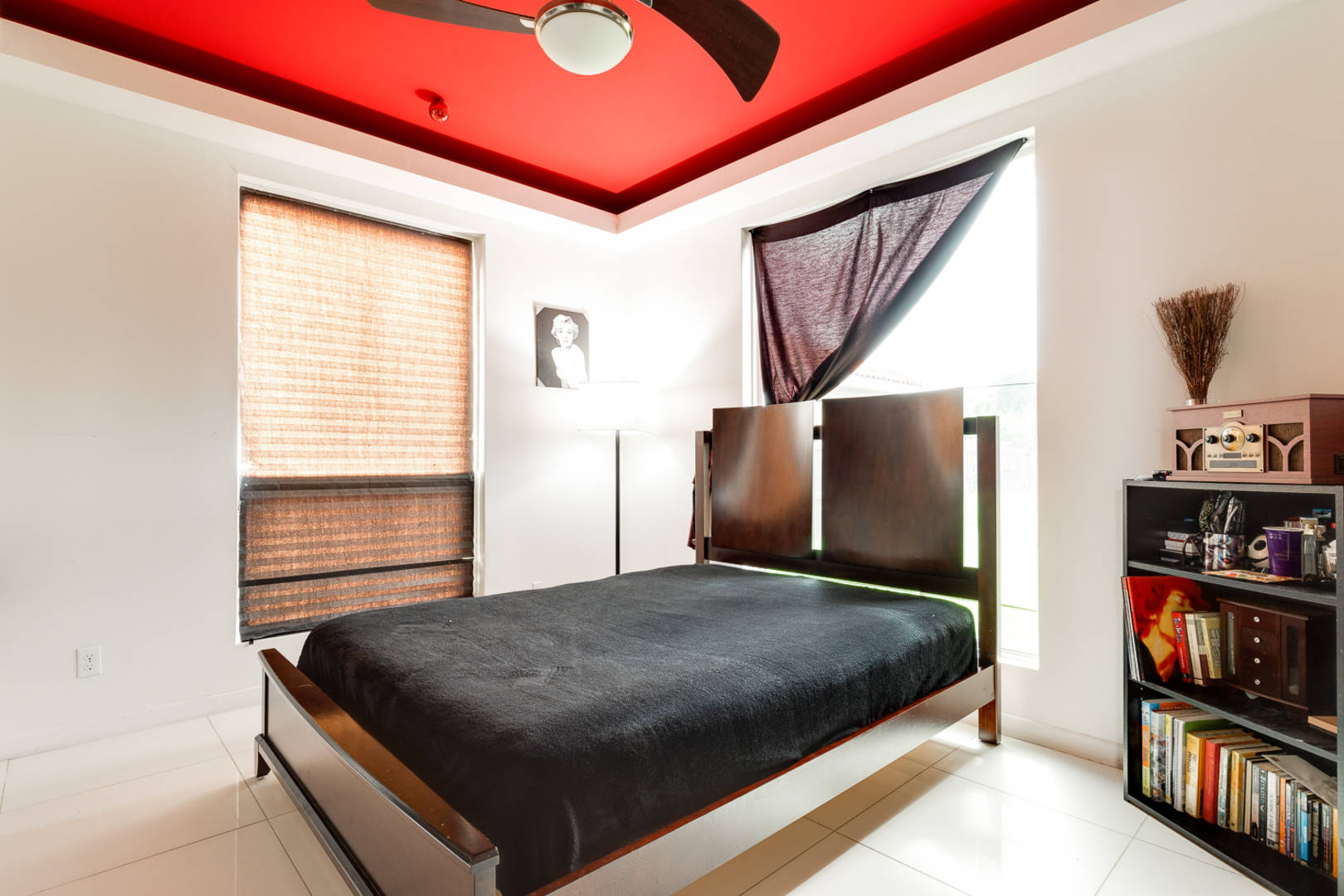 Brivity 4505 Quince Avenue McAllen, TX 78501 Virtual Tour