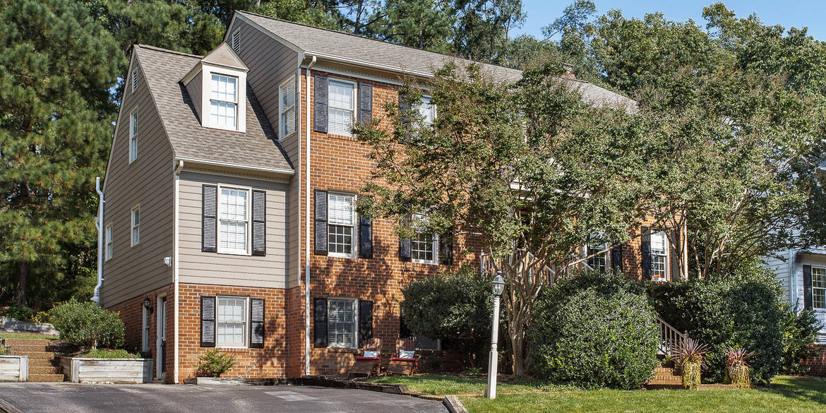 Brivity 8417 Valley Wood Rd Richmond, VA 23229