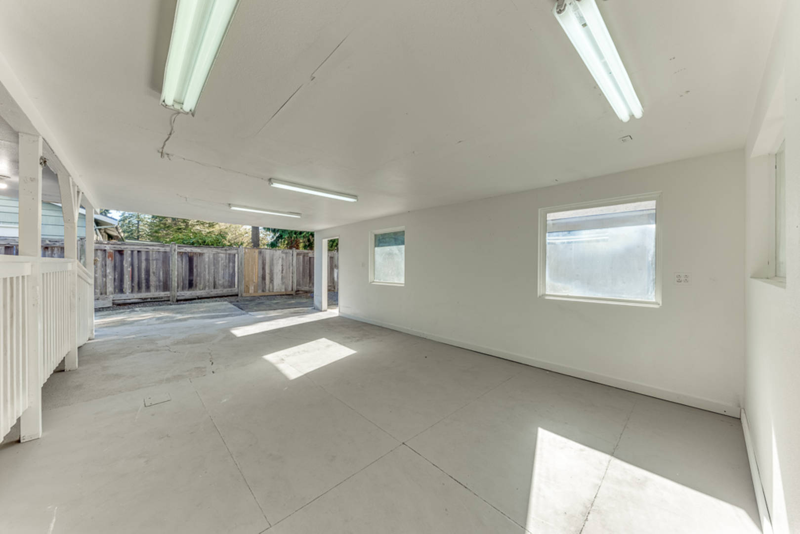    5906 178th St SW Lynnwood, WA 98037