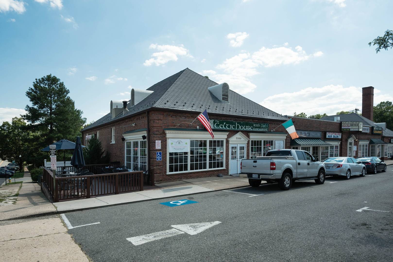816 S Orme St Arlington, VA 22204
