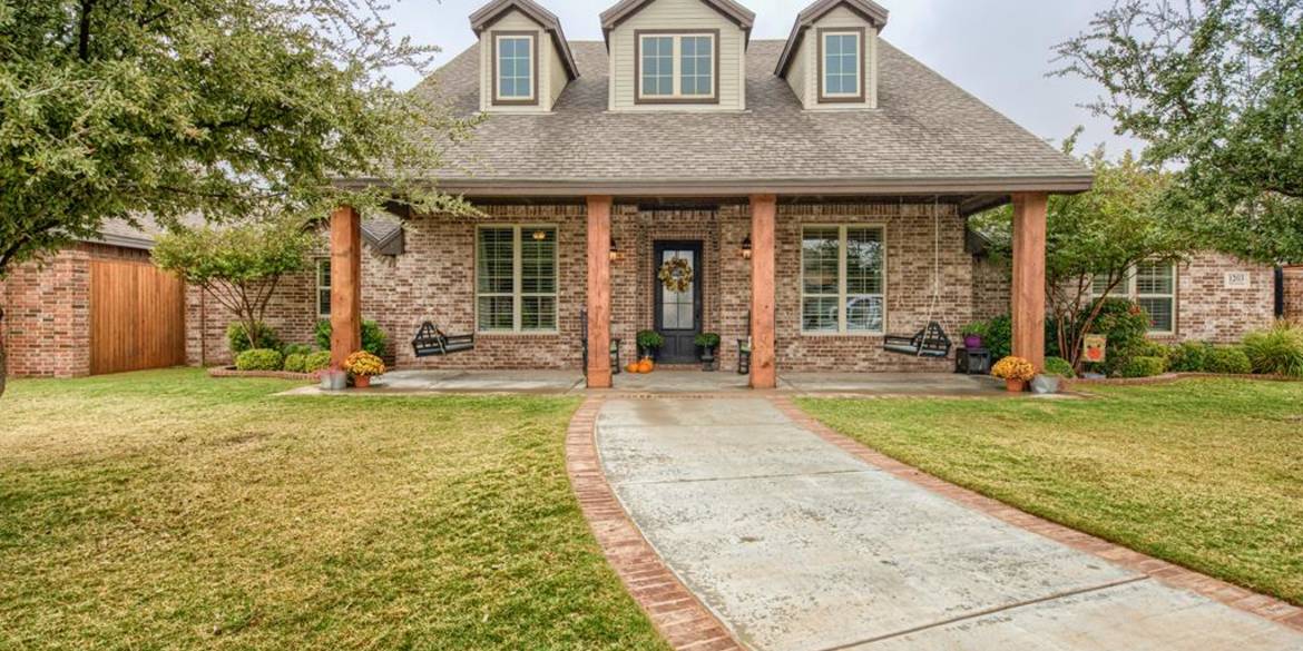 Brivity 1203 Silverton Dr Midland, TX 79705