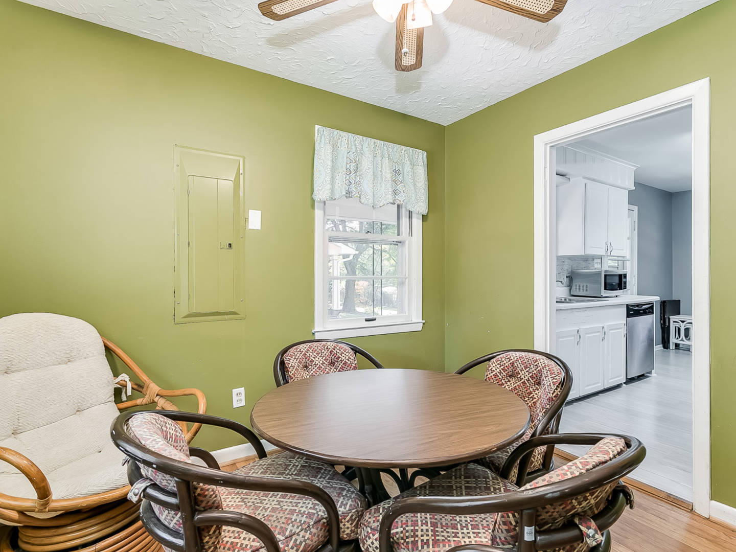 Brivity 111 Applewood Lane Spartanburg, SC 29307 Virtual Tour