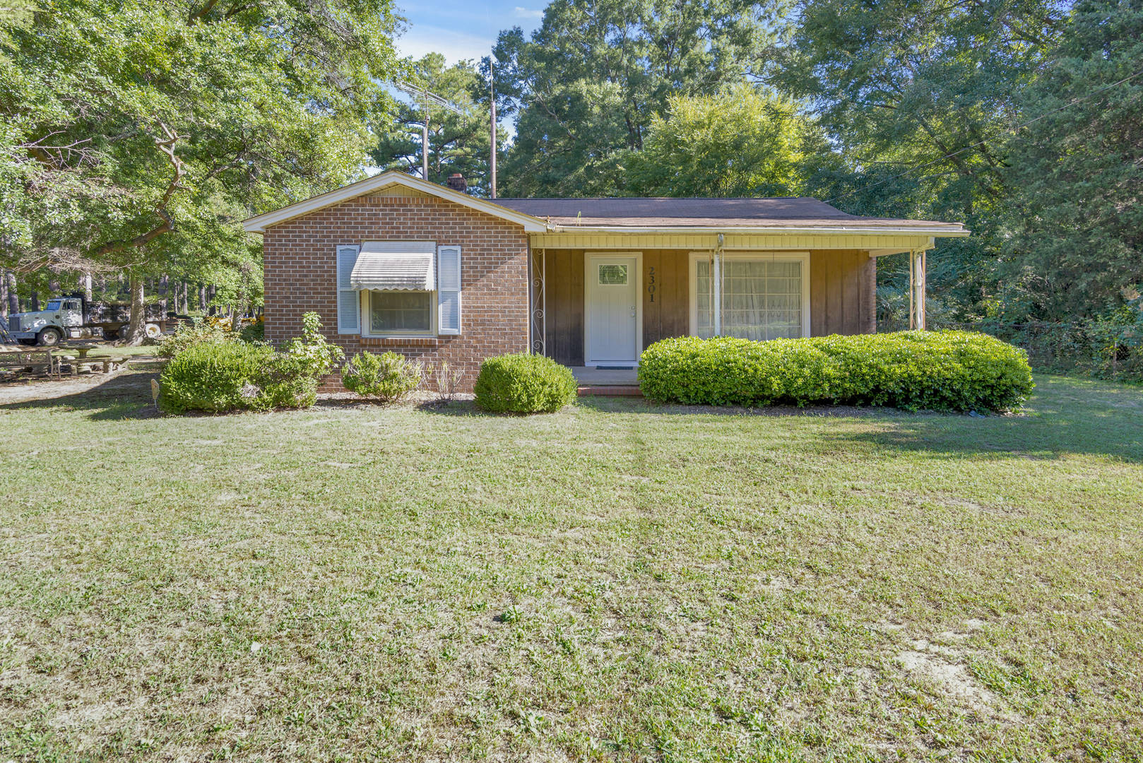 Brivity 2301 Clinton Rd Fayetteville, NC 28312 Virtual Tour