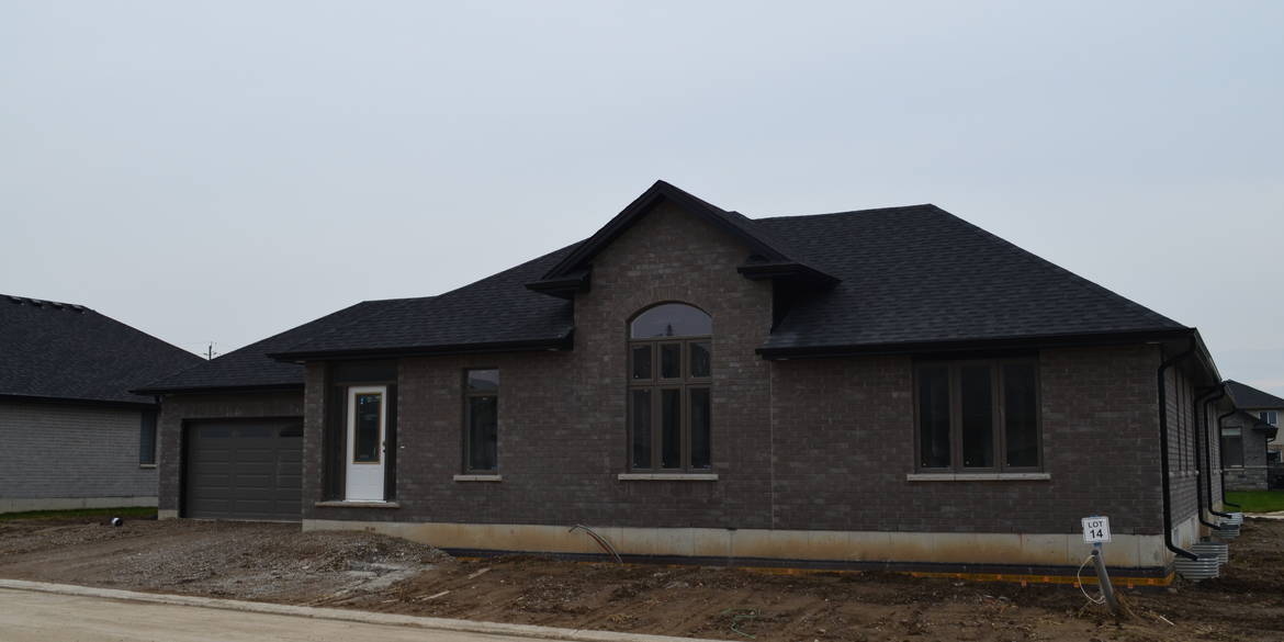 Brivity 38 Elliott Trail 14 Thorndale, ON N0M2P0