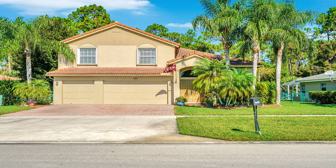 Brivity 225 Park Rd N Royal Palm Beach, FL 33411