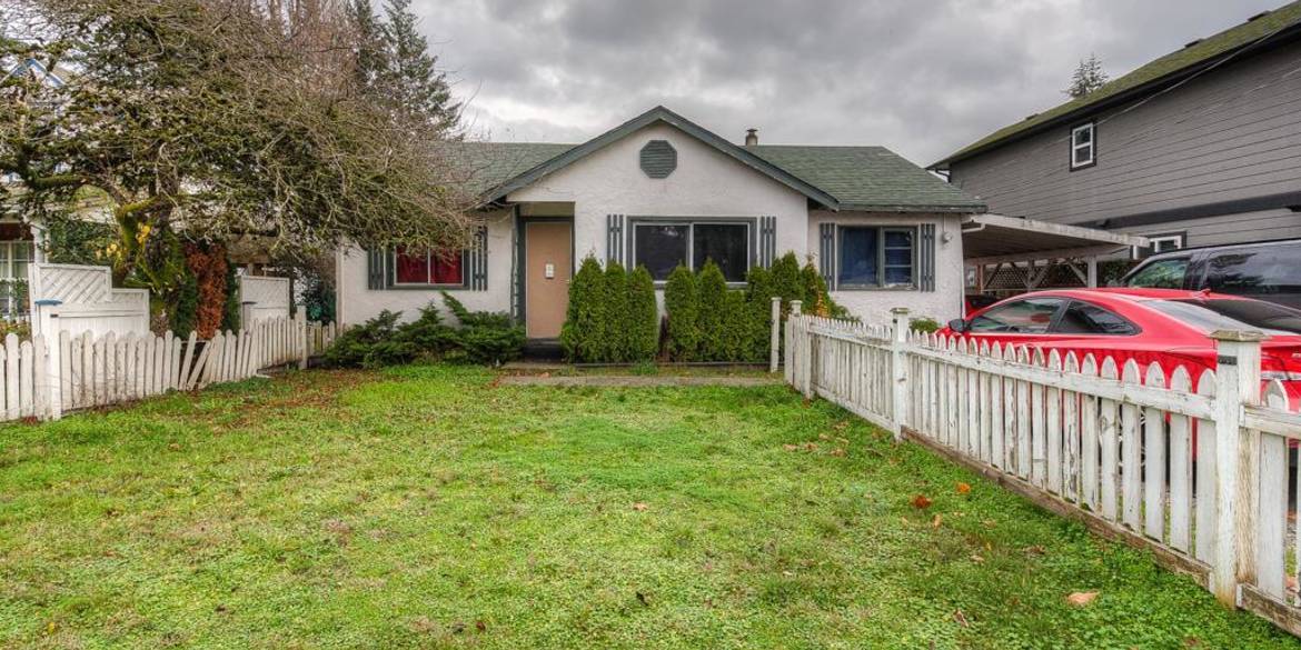 Brivity 3243 Happy Valley Rd Victoria, BC V9C2W2