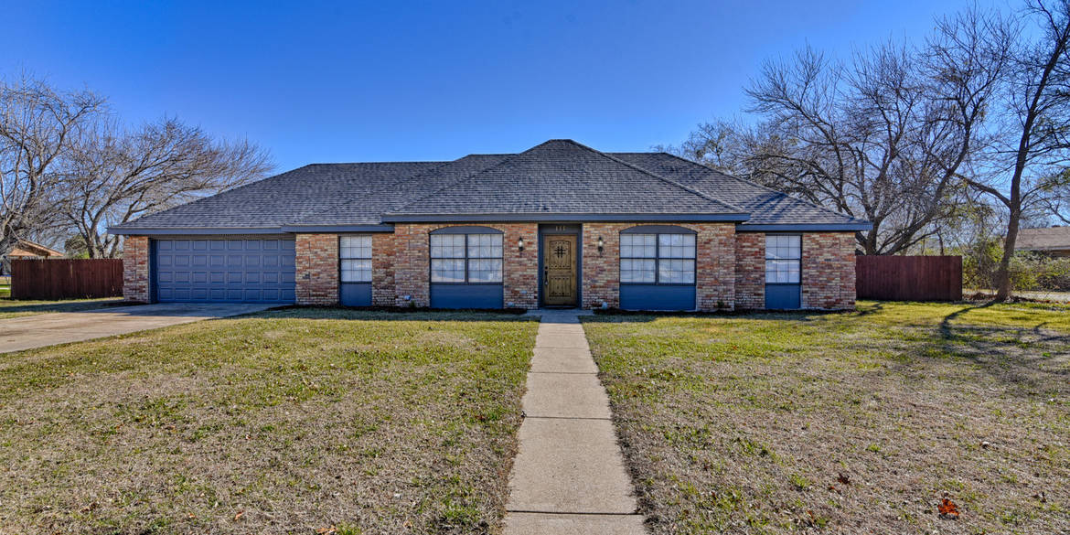 Brivity 111 Bow Creek Circle Red Oak, TX 75154
