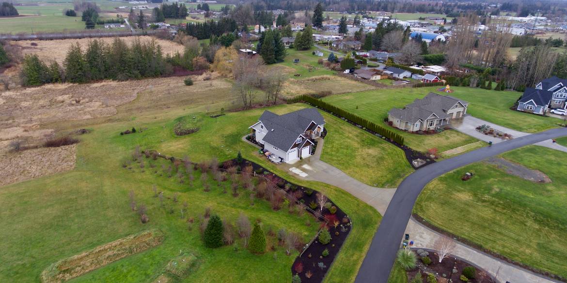 Brivity 5837 Crystal Springs Bellingham, WA 98226