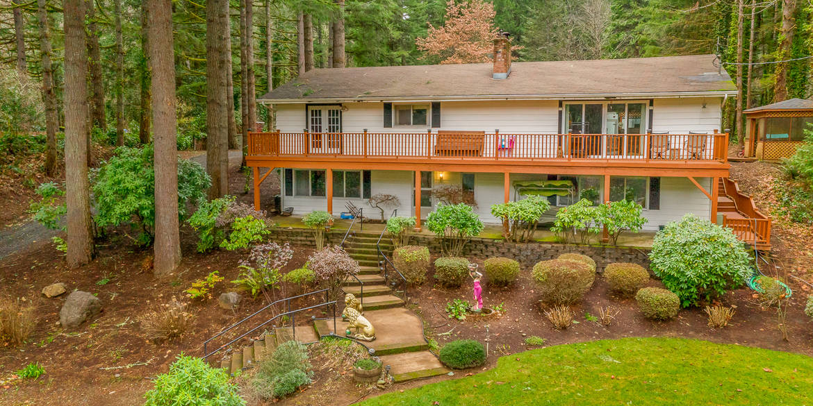 Brivity 44827 McKenzie Hwy Leaburg, OR 97489