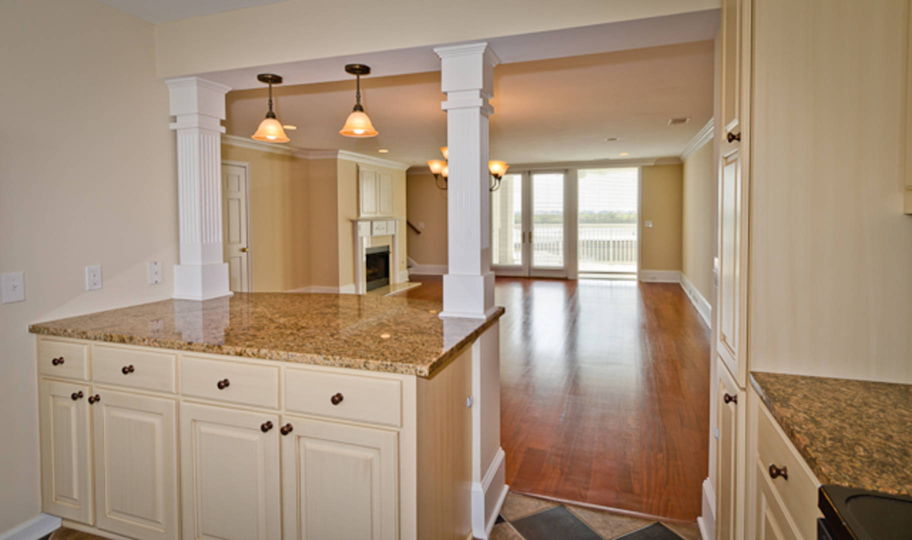 Brivity 1658 B Marsh harbor Mount Pleasant, SC 29464 Virtual Tour