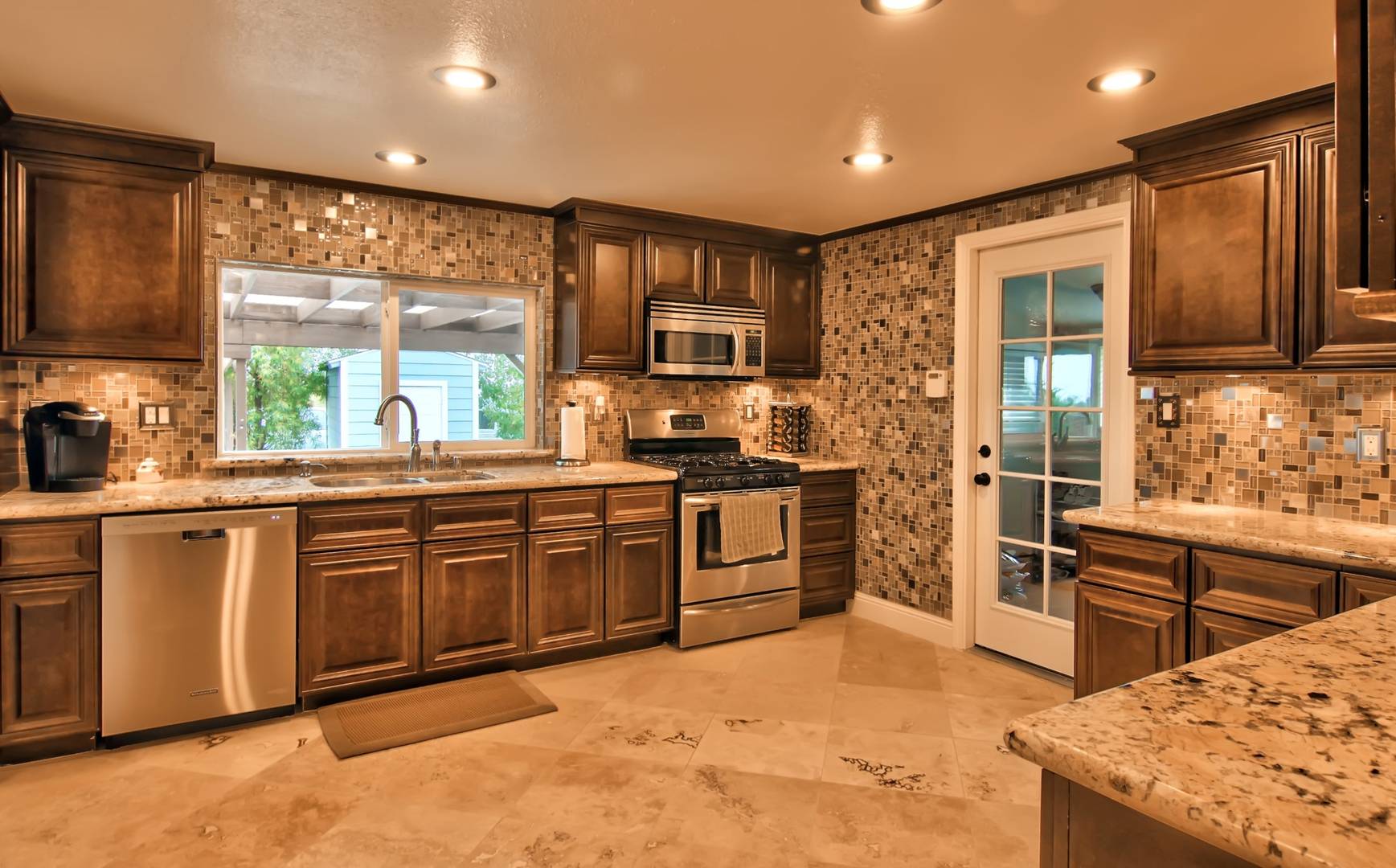 Brivity 7272 Browns Valley Rd. Vacaville, CA 95688 Virtual Tour